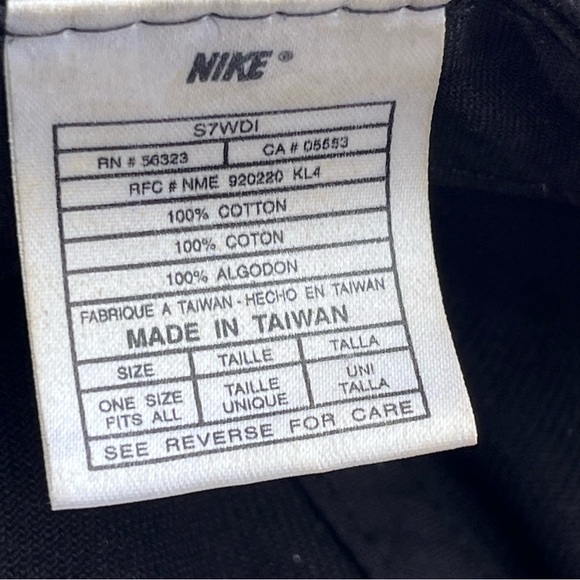 Vintage Nike Embroidered Spellout Logo Swoosh Faded Black Snapback Hat Cap - Picture 13 of 14